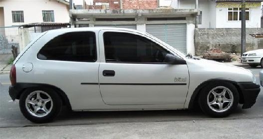 Acervo Corsa Clube (9400)