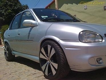 Acervo do Corsa Clube (4392)