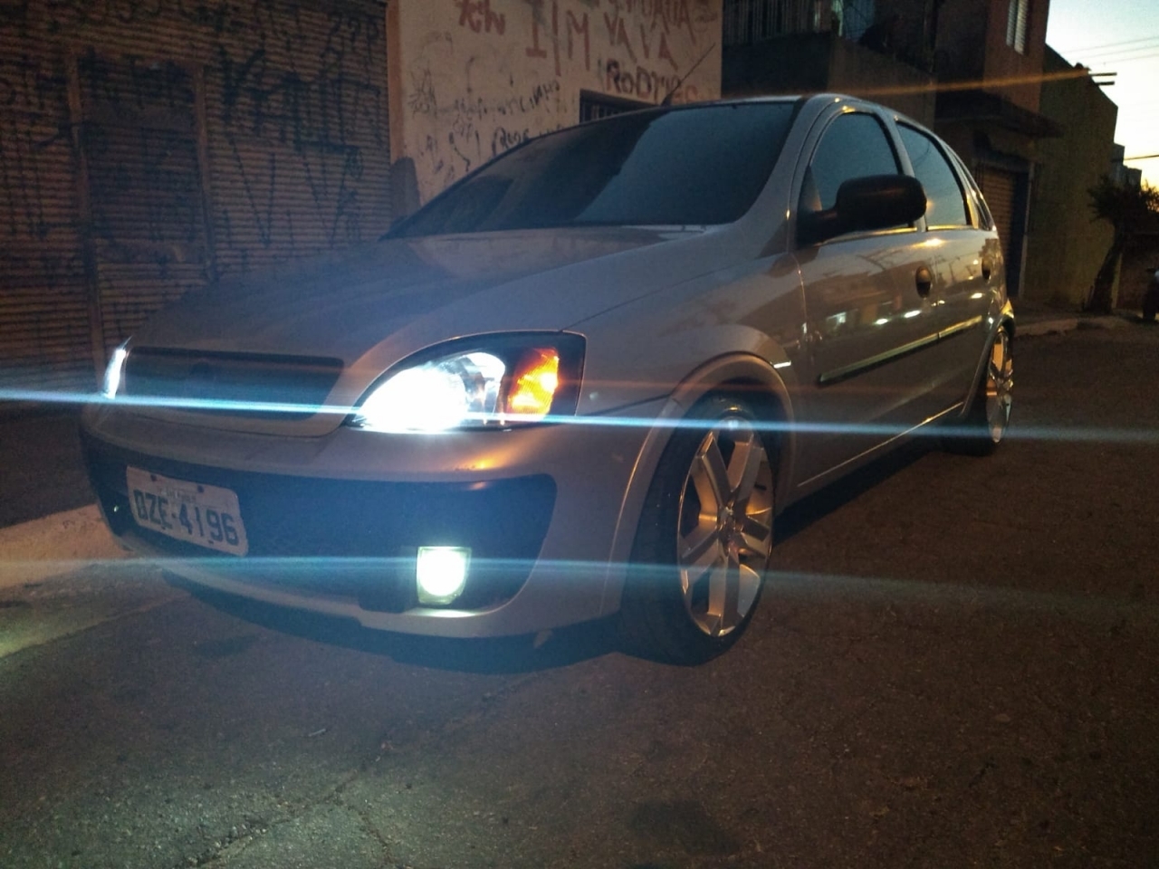 Corsa Hatch