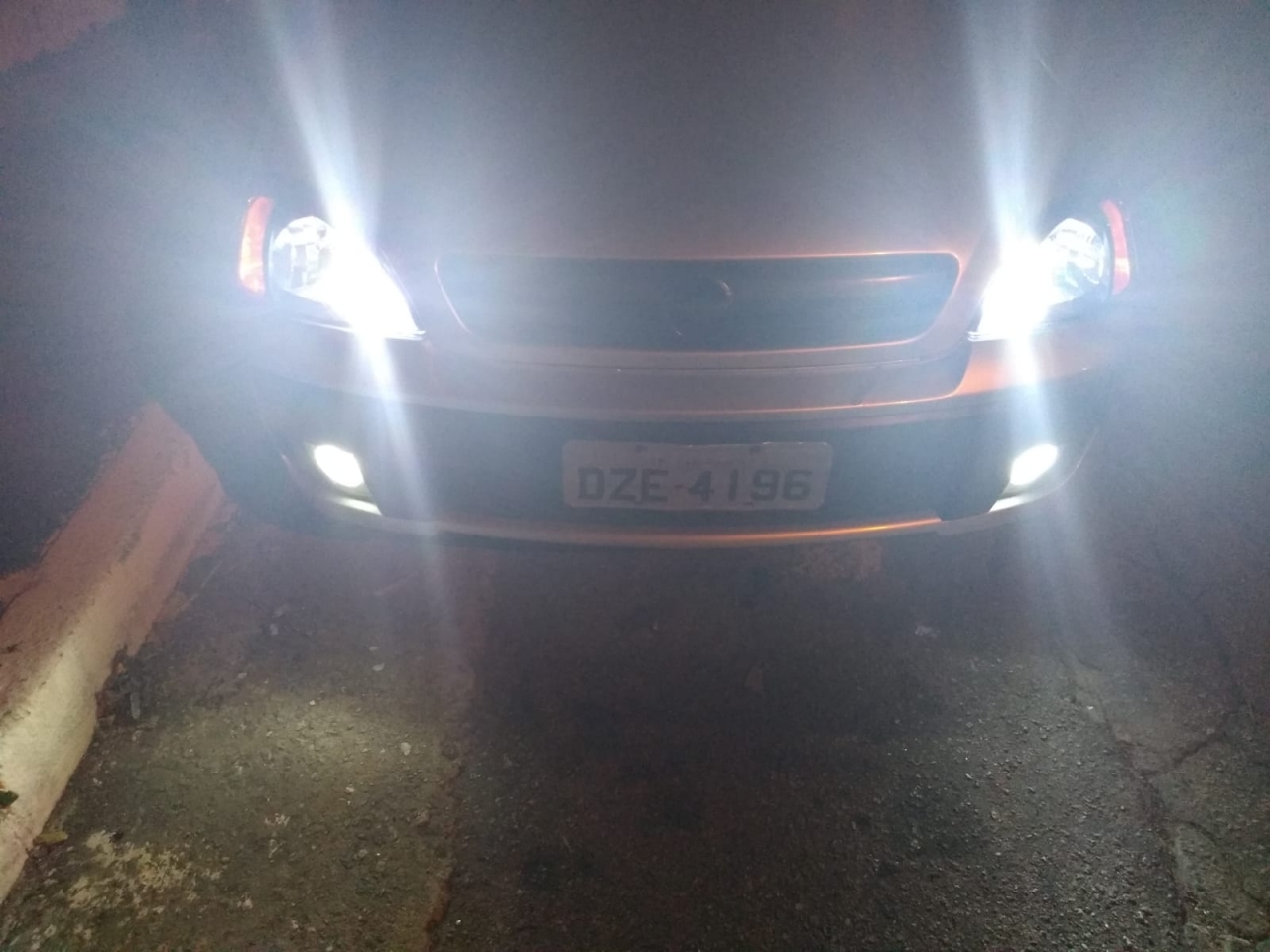 Corsa Hatch